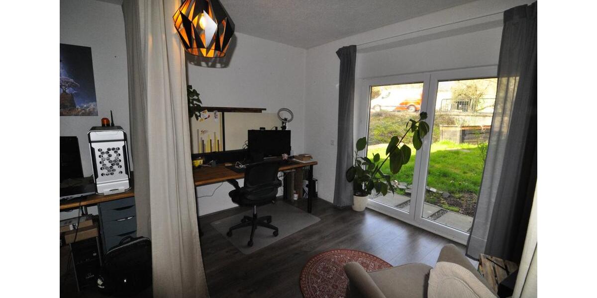 Erdgeschoßwohnung Illingen - 3 Zimmer, 90 m&sup2;, 660&euro; | Angebot:25923722