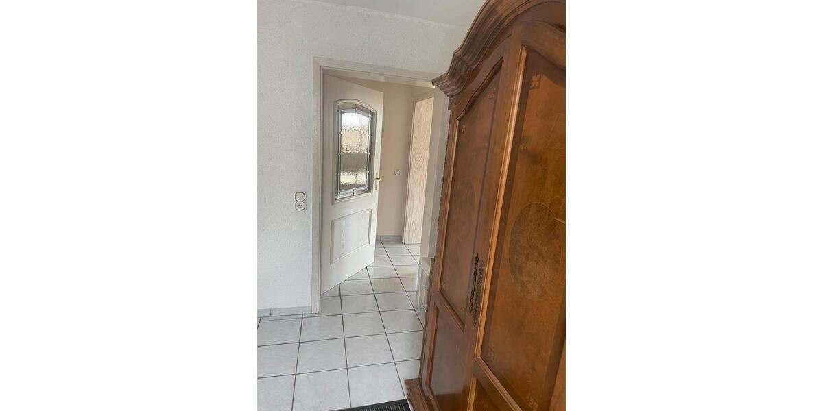 Etagenwohnung Kirkel - 4 Zimmer, 100 m&sup2;, 1.200&euro; | Angebot:26698503