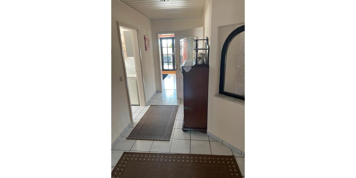 Etagenwohnung Kirkel - 4 Zimmer, 100 m&sup2;, 1.200&euro; | Angebot:26698503