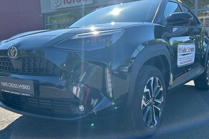 Toyota Yaris Cross 7.700 km 26.630 &euro; Schiffweiler 66578