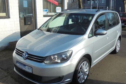 VW Touran 209.000 km 4.950 &euro; Dillingen/Saar 66763