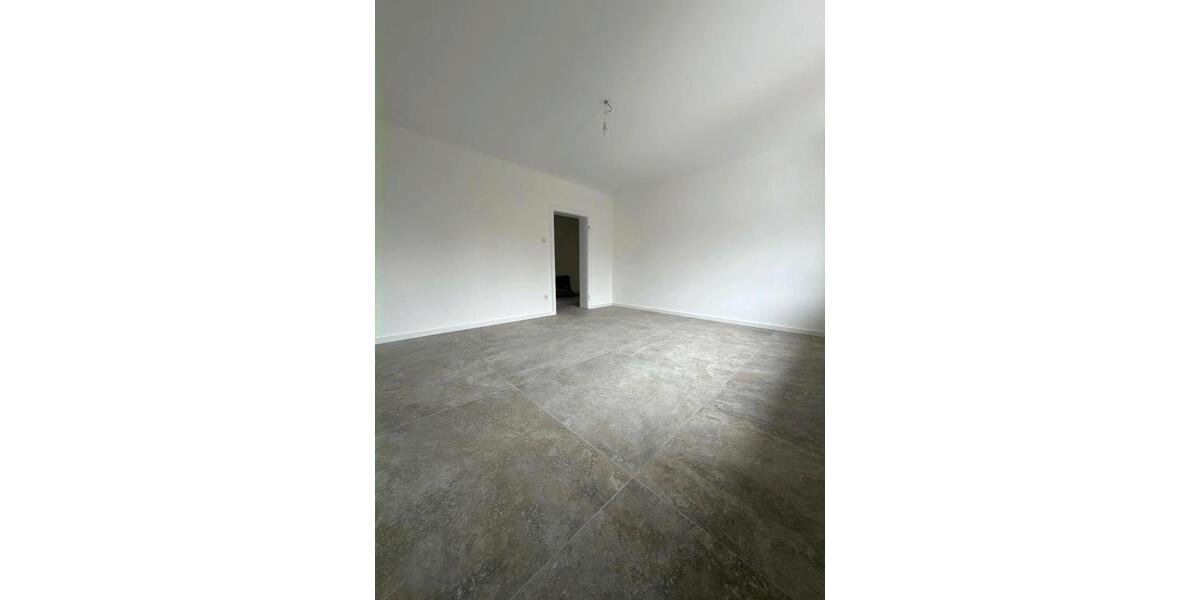 Etagenwohnung Neunkirchen - 4 Zimmer, 137 m&sup2;, 1.150&euro; | Angebot:25445281