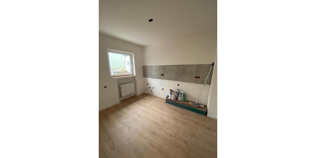 Reihenhaus Heusweiler - 4 Zimmer, 130 m&sup2;, 1.200&euro; | Angebot:25894824