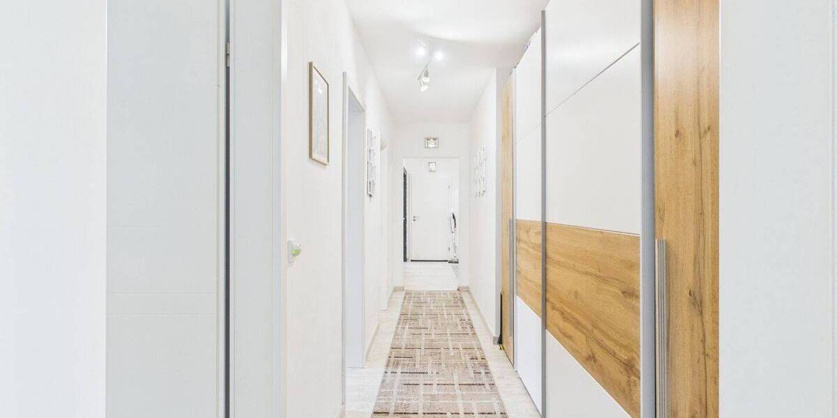 Etagenwohnung Saarbrücken Dudweiler - 4 Zimmer, 92 m&sup2;, 225.000&euro; | Angebot:26289913