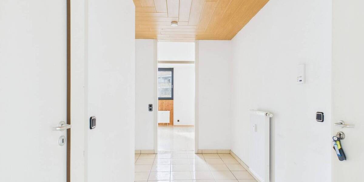 Etagenwohnung Neunkirchen/Saar Innenstadt - 3 Zimmer, 92 m&sup2;, 129.000&euro; | Angebot:25726195