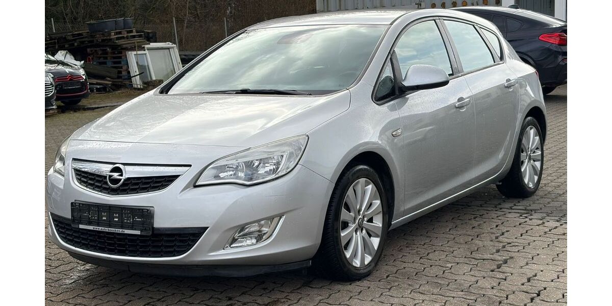Opel Astra 104.000 km 3.999 &euro; Saarbrücken 66115