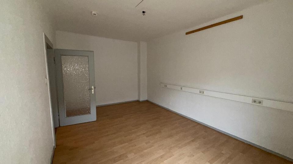 Etagenwohnung Neunkirchen Heinitz - 3 Zimmer, 83 m&sup2;, 650&euro; | Angebot:24431417