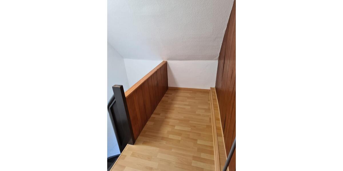 Einfamilienhaus Waldmohr - 5 Zimmer, 160 m&sup2;, 1.450&euro; | Angebot:25658539
