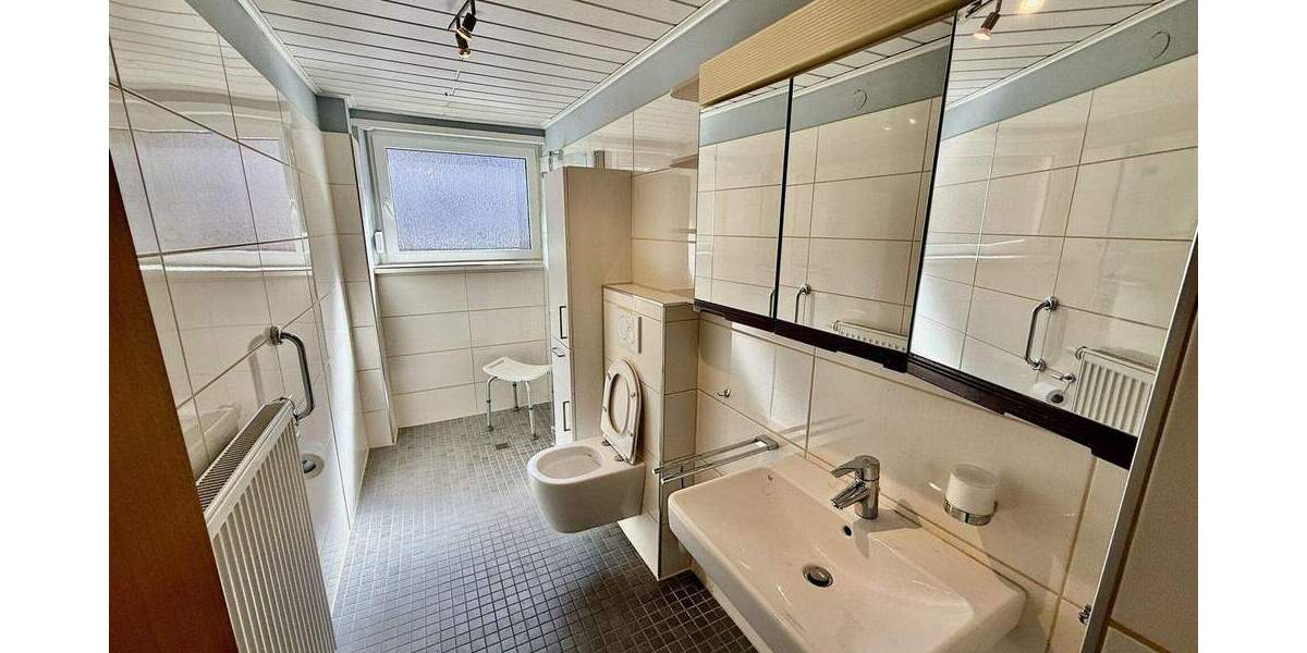 Mehrfamilienhaus, Wohnhaus Dillingen - 6 Zimmer, 192 m&sup2;, 235.000&euro; | Angebot:25668693