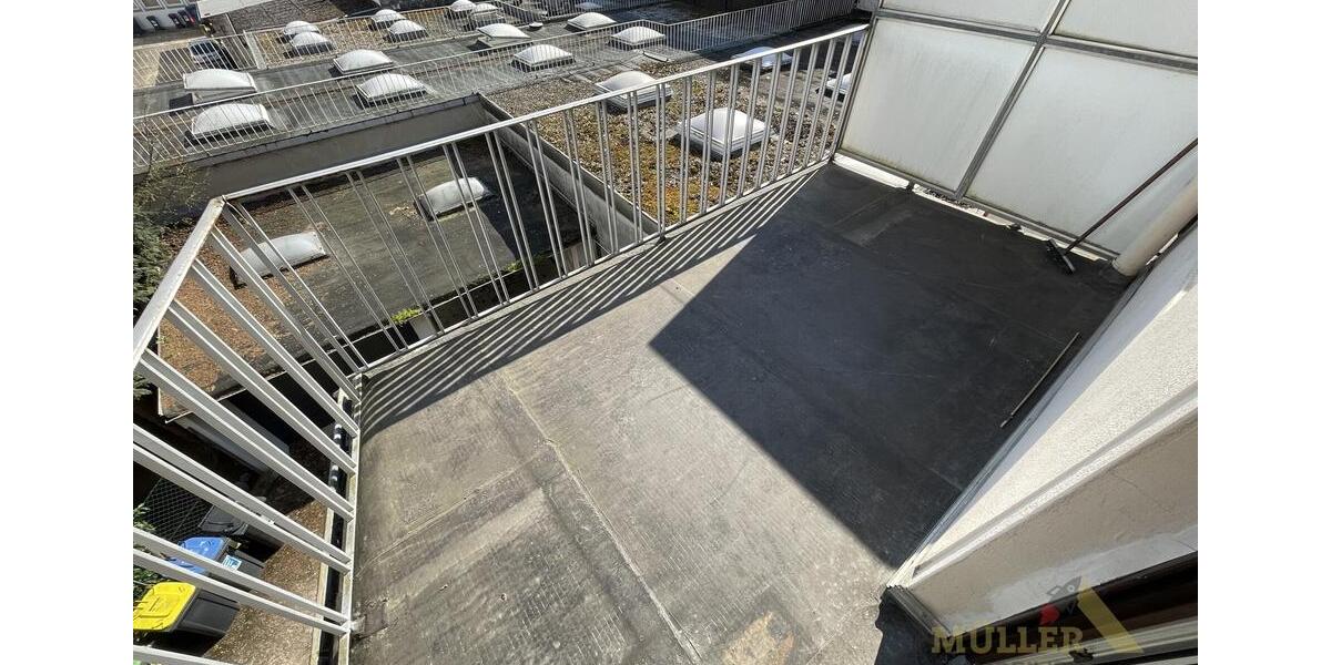 Dachgeschoßwohnung Saarlouis - 2 Zimmer, 46 m&sup2;, 650&euro; | Angebot:25064792