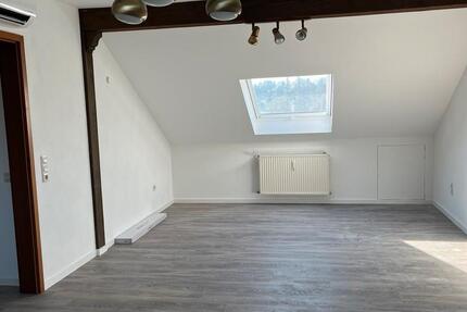 Wohnung Neunkirchen Heinitz - 3 Zimmer, 80 m&sup2;, 700&euro; | Angebot:25480216