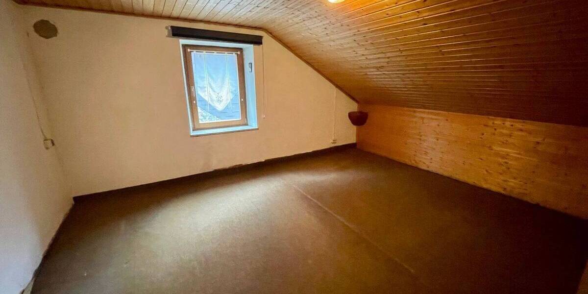 Einfamilienhaus Großrosseln Emmersweiler - 5 Zimmer, 120 m&sup2;, 125.000&euro; | Angebot:25673586