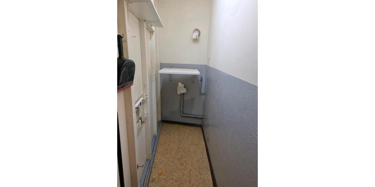 Etagenwohnung Völklingen - 2.5 Zimmer, 65 m&sup2;, 450&euro; | Angebot:25792550