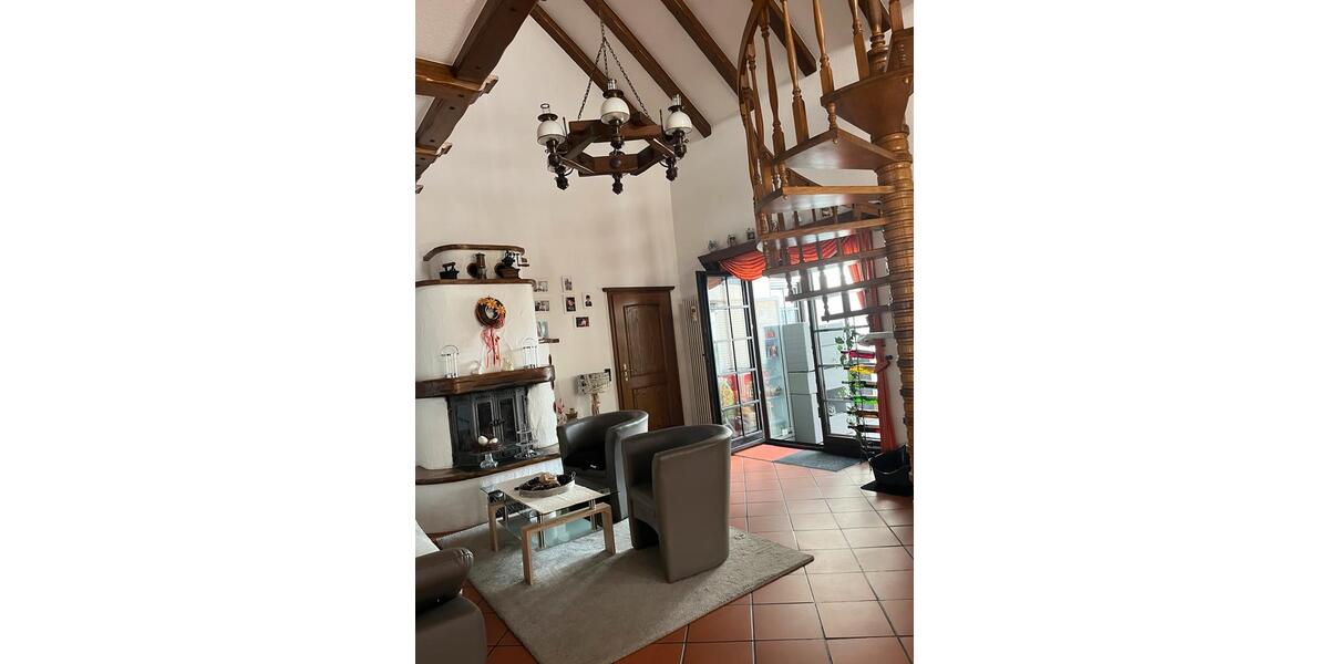 Villa Saarbrücken St. Arnual - 8 Zimmer, 396 m&sup2;, 630.000&euro; | Angebot:25944039