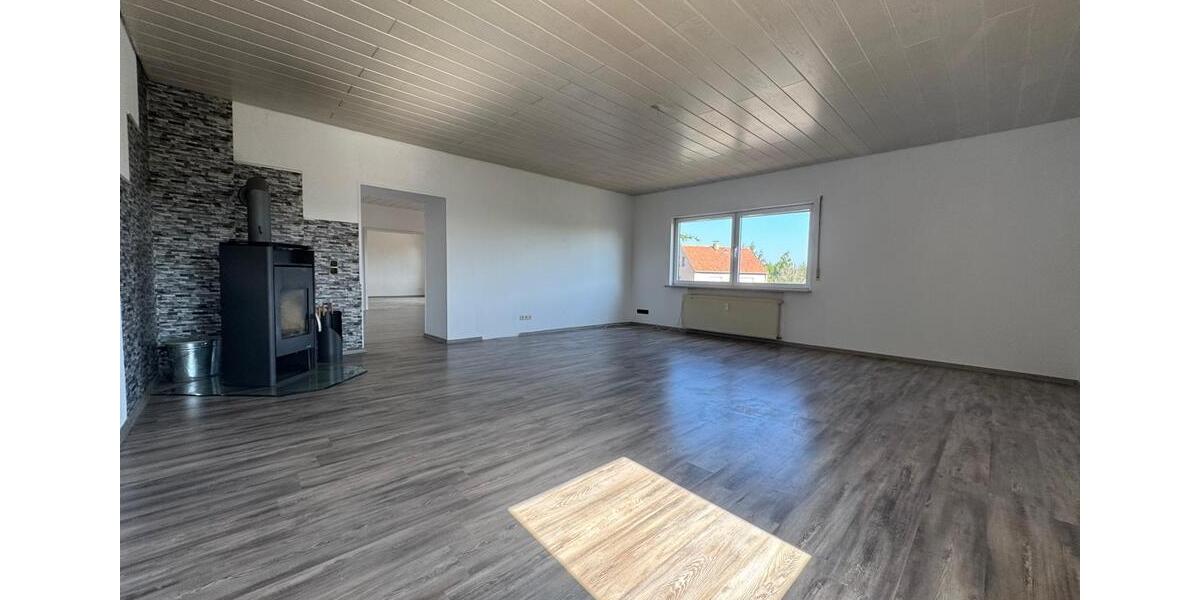 Mehrfamilienhaus, Wohnhaus Heusweiler - 8 Zimmer, 260 m&sup2;, 329.000&euro; | Angebot:24819535