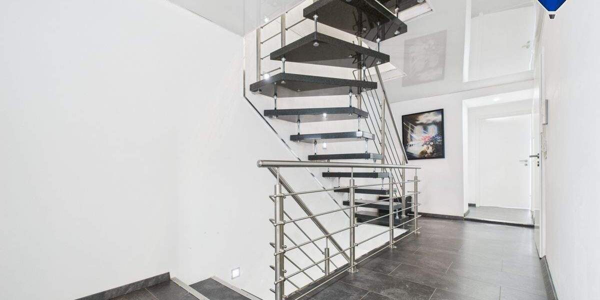 Reihenendhaus Schwalbach Hülzweiler - 6 Zimmer, 180 m&sup2;, 359.000&euro; | Angebot:25769949