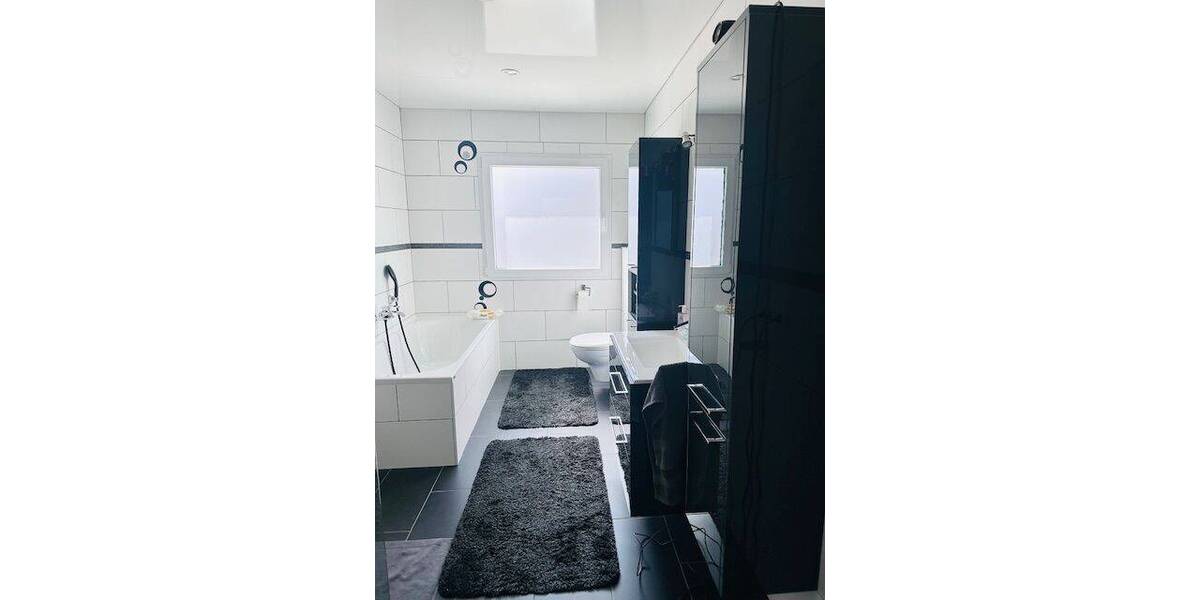 Terrassenwohnung Neunkirchen Wiebelskirchen - 5 Zimmer, 200 m&sup2;, 219.900&euro; | Angebot:25910397