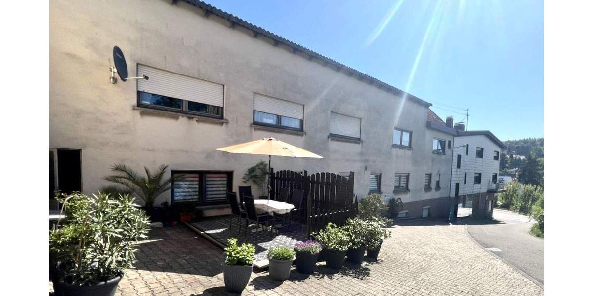 Reihenmittelhaus Friedrichsthal - 8 Zimmer, 200 m&sup2;, 197.000&euro; | Angebot:25686436