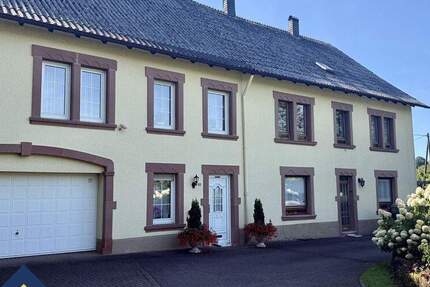 Haus Lebach Gresaubach - 8 Zimmer, 314 m&sup2;, 289.000&euro; | Angebot:25668696