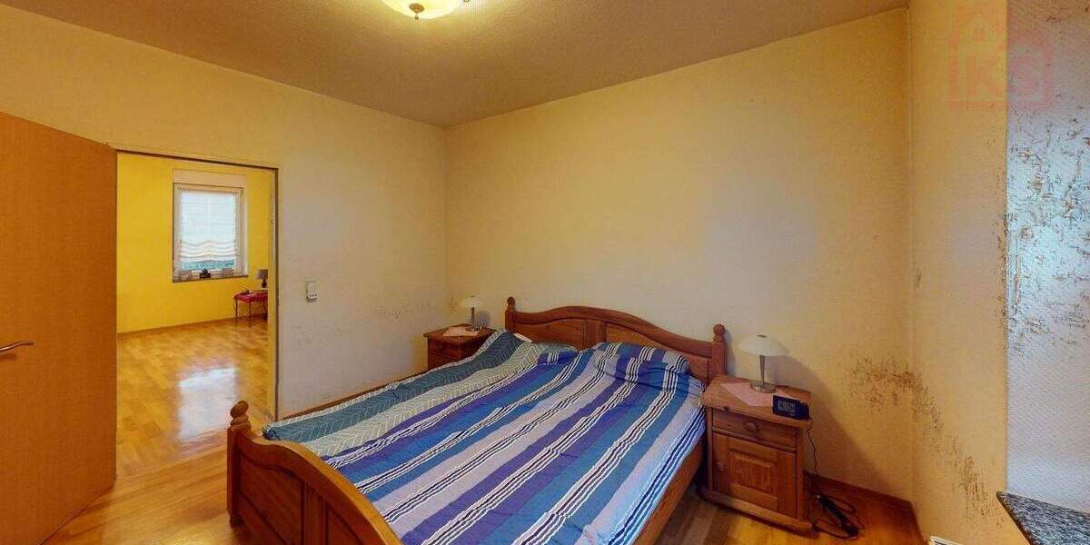 Etagenwohnung Völklingen / Wehrden (Saar) Wehrden - 4 Zimmer, 94 m&sup2;, 96.000&euro; | Angebot:25772466