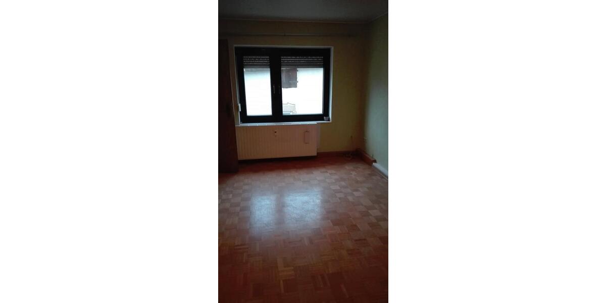 Erdgeschoßwohnung Sankt Wendel - 5 Zimmer, 120 m&sup2;, 600&euro; | Angebot:24769740