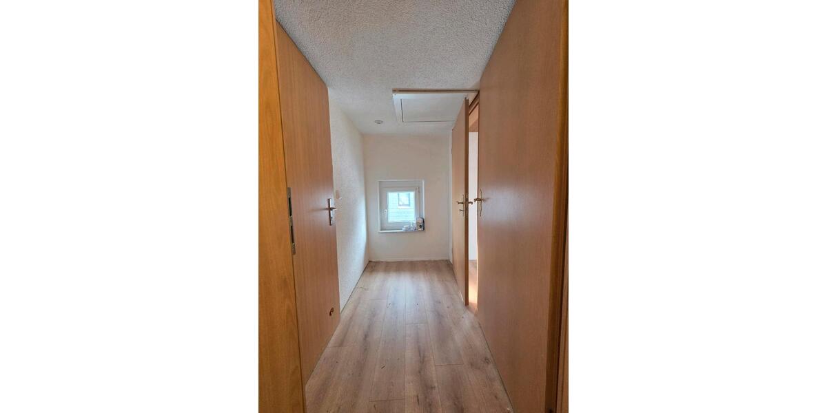 Dachgeschoßwohnung Nalbach - 2 Zimmer, 50 m&sup2;, 500&euro; | Angebot:26662953