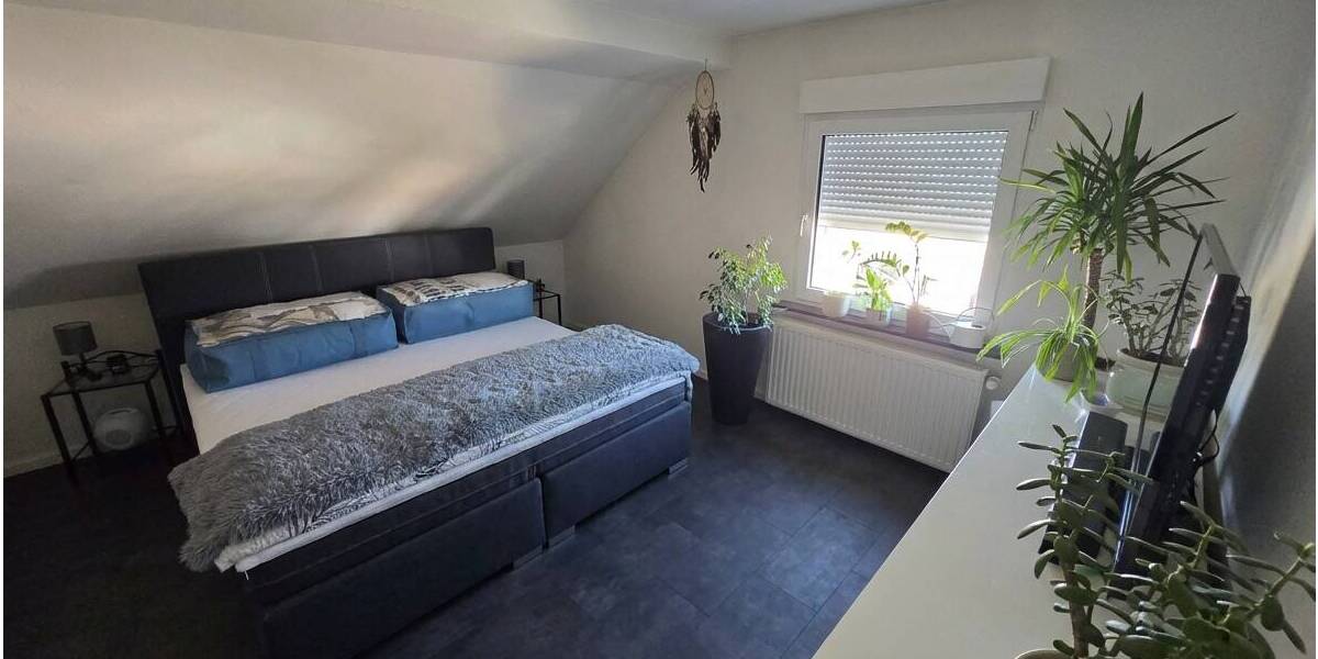 Mehrfamilienhaus, Wohnhaus Schiffweiler - 6 Zimmer, 150 m&sup2;, 274.900&euro; | Angebot:25970169