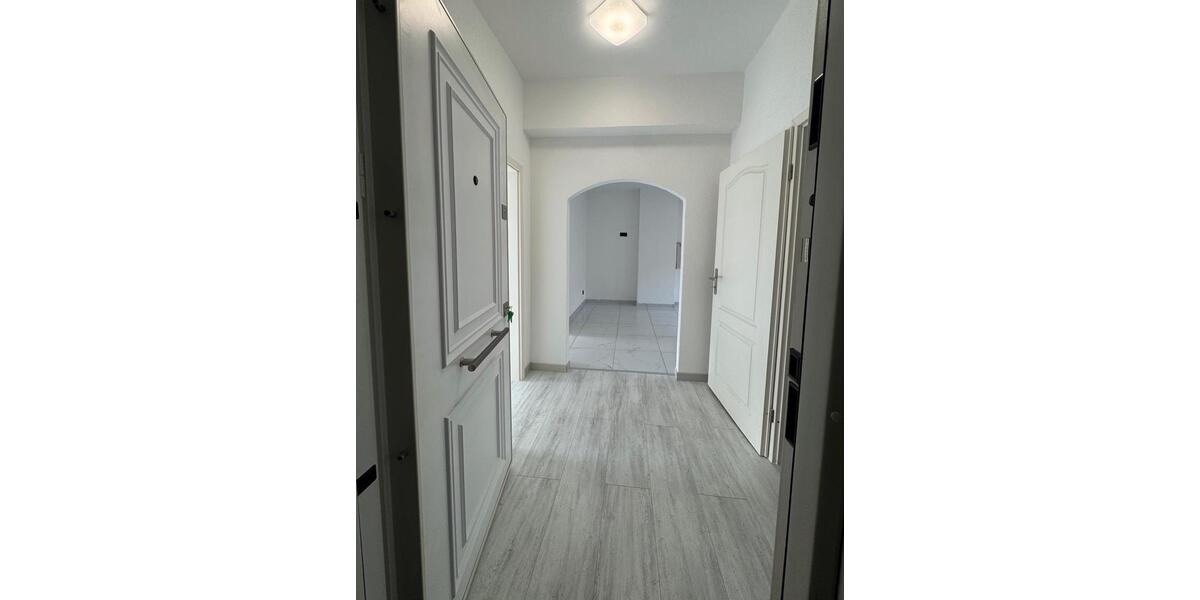 Etagenwohnung Saarbrücken West - 2 Zimmer, 65 m&sup2;, 650&euro; | Angebot:25058145