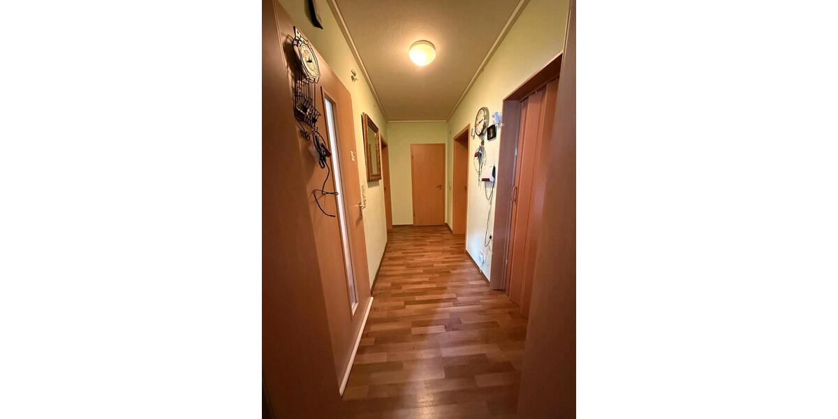 Etagenwohnung Völklingen - 3 Zimmer, 85 m&sup2;, 630&euro; | Angebot:25936876