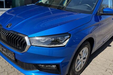 Skoda Fabia 10.000 km 18.400 &euro; Saarbrücken 66115