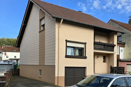 Gepflegtes Einfamilienhaus im Zentrum von Schmelz zum Kauf - Haus Schmelz / Außen Außen | Angebot:27332904