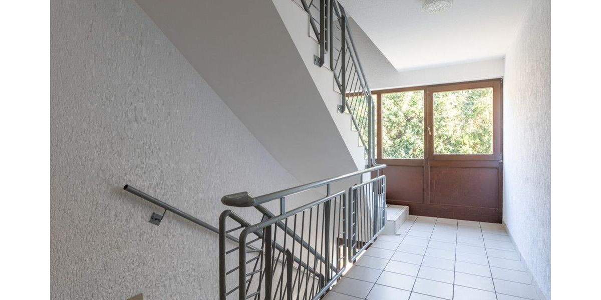 Etagenwohnung Völklingen Stadtmitte - 2 Zimmer, 66 m&sup2;, 115.000&euro; | Angebot:25899687