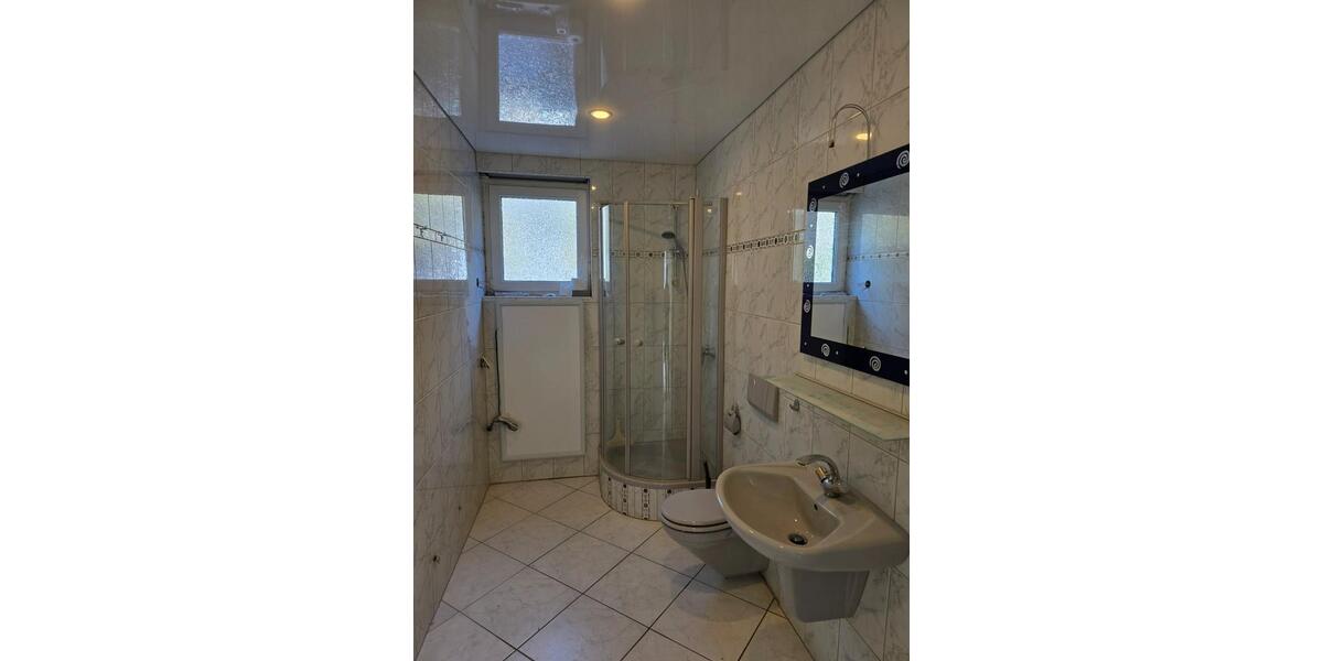 Etagenwohnung Saarbrücken Brebach-Fechingen - 5 Zimmer, 155 m&sup2;, 235.000&euro; | Angebot:24382014