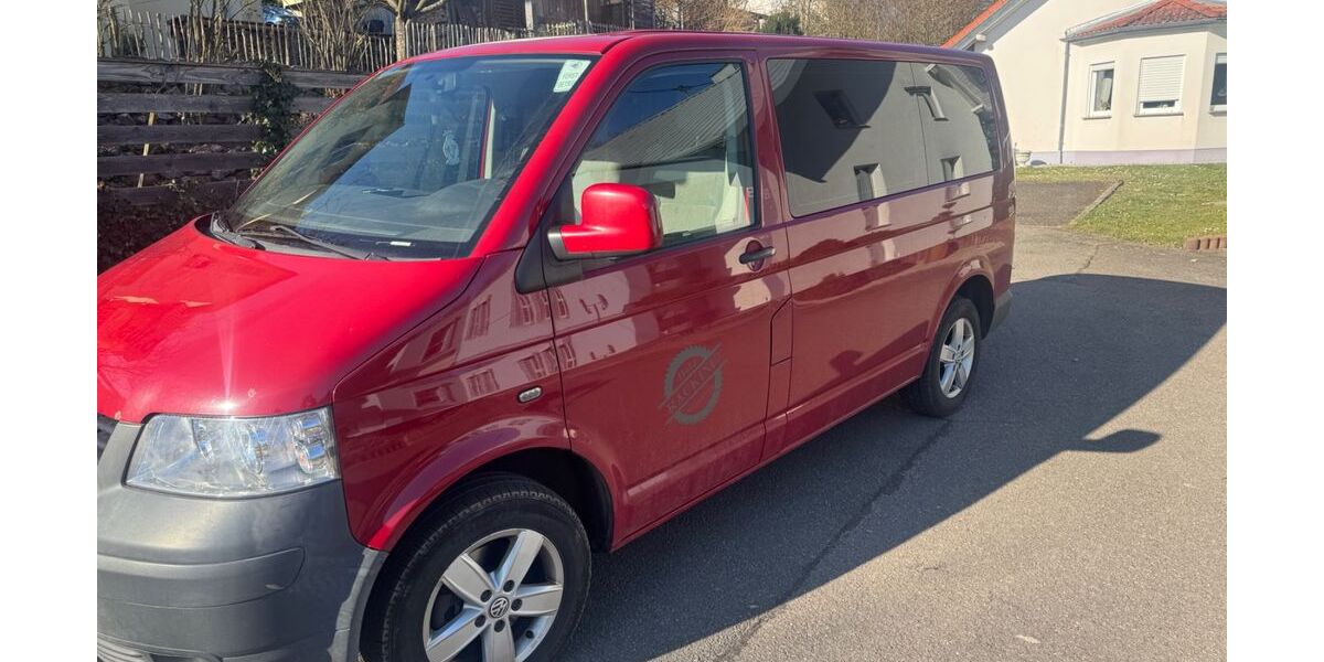 VW T5 Caravelle 298.000 km 4.500 &euro; Lebach 66822
