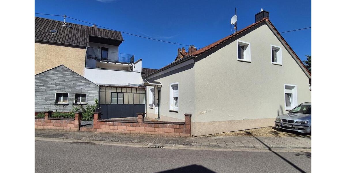 Einfamilienhaus Saarlouis - 5 Zimmer, 80 m&sup2;, 170.000&euro; | Angebot:26705672