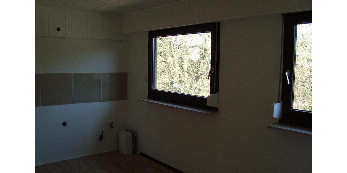 Etagenwohnung Saarbrücken Neue Bremm - 5 Zimmer, 78 m&sup2;, 750&euro; | Angebot:25351750