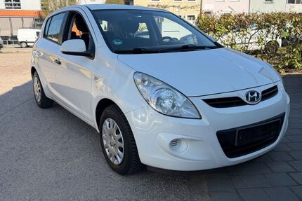 Hyundai i20 155.000 km 4.300 &euro; Saarlouis 66740