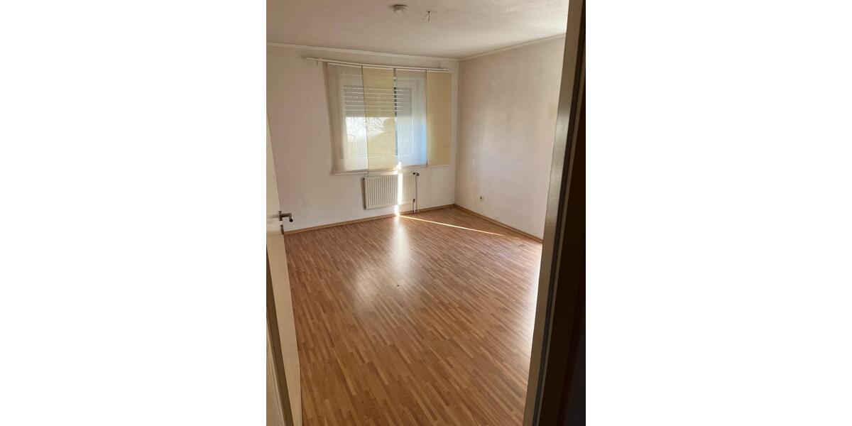 Etagenwohnung Tholey - 2 Zimmer, 65 m&sup2;, 680&euro; | Angebot:25886831