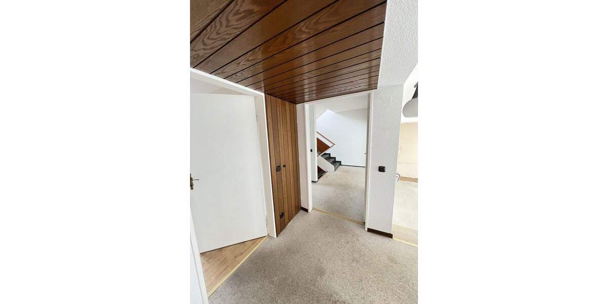 Reihenmittelhaus Saarbrücken Eschberg - 4 Zimmer, 100 m&sup2;, 329.000&euro; | Angebot:25780286