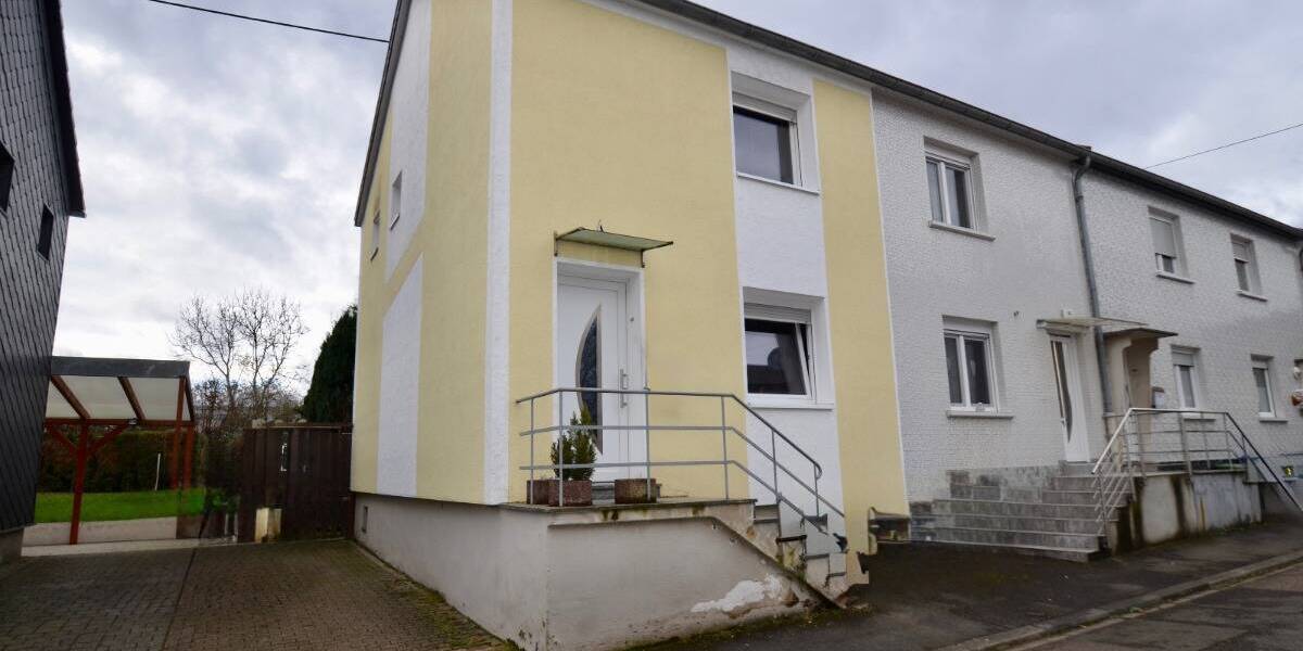 Reihenendhaus Völklingen Ludweiler - 3 Zimmer, 70 m&sup2;, 120.000&euro; | Angebot:25666080