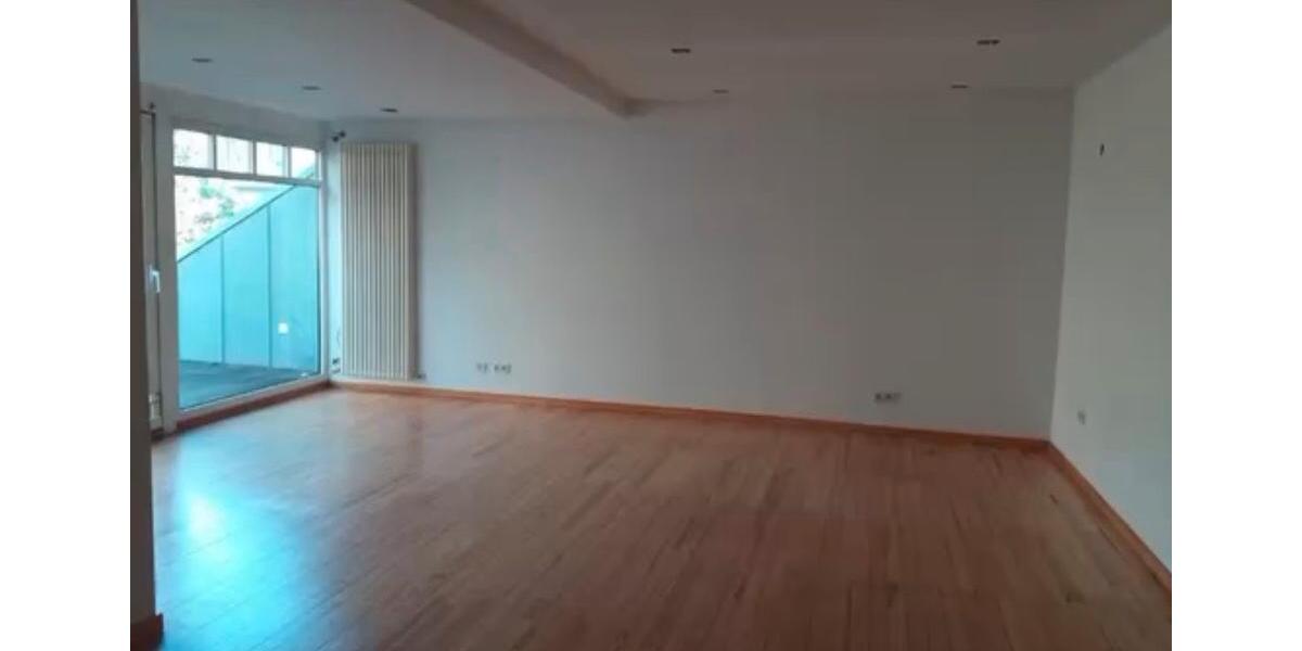 Etagenwohnung Saarbrücken West - 2 Zimmer, 75 m&sup2;, 760&euro; | Angebot:25384058