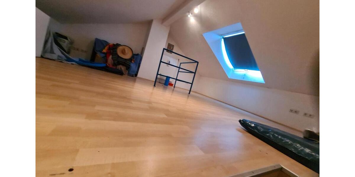 Reihenhaus Wadgassen - 3 Zimmer, 95 m&sup2;, 195.000&euro; | Angebot:25956808