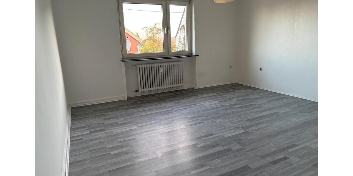 Etagenwohnung Neunkirchen - 3 Zimmer, 93 m&sup2;, 720&euro; | Angebot:25403463