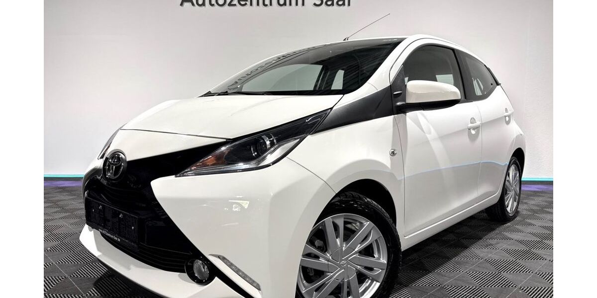 Toyota Aygo (X) 23.495 km 9.200 &euro; Bous 66359