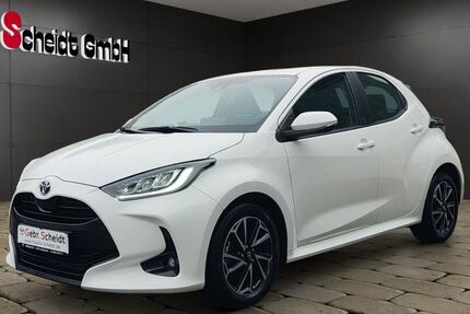 Toyota Yaris 10.033 km 21.270 &euro; Schiffweiler 66578