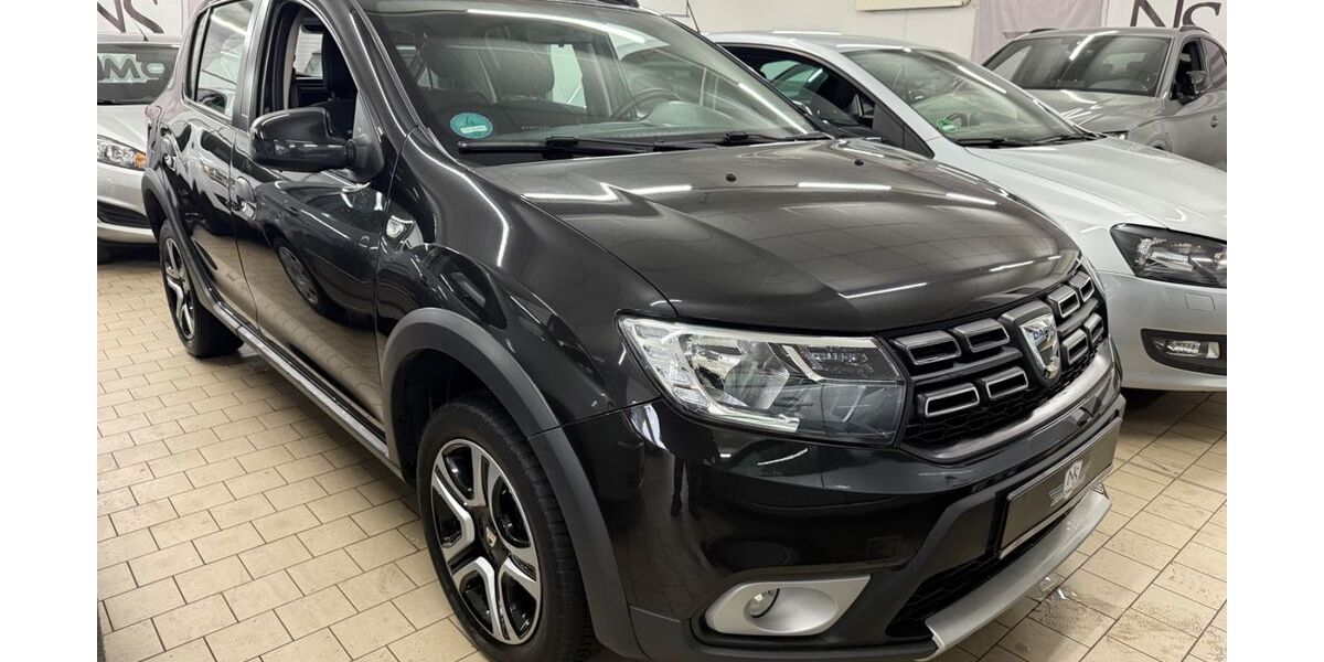 Dacia Sandero 44.000 km 9.990 &euro; Schmelz 66839