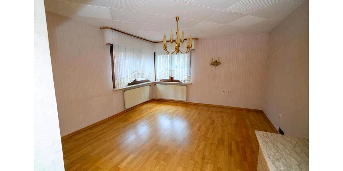 Einfamilienhaus Illingen - 7 Zimmer, 173 m&sup2;, 248.000&euro; | Angebot:22434207