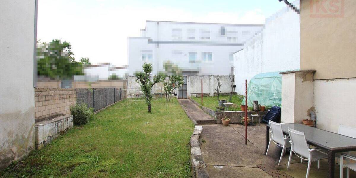 Reihenmittelhaus Saarlouis Roden - 9 Zimmer, 209 m&sup2;, 239.000&euro; | Angebot:26740496