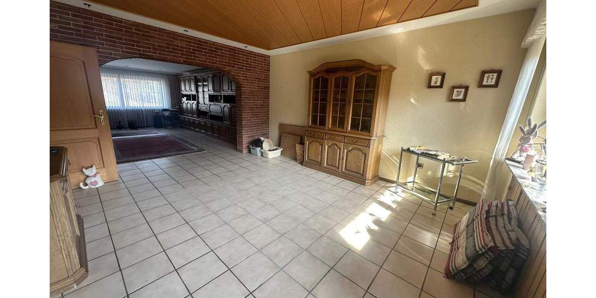 Mehrfamilienhaus, Wohnhaus Rehlingen-Siersburg Siersburg - 6 Zimmer, 200 m&sup2;, 279.000&euro; | Angebot:25896804