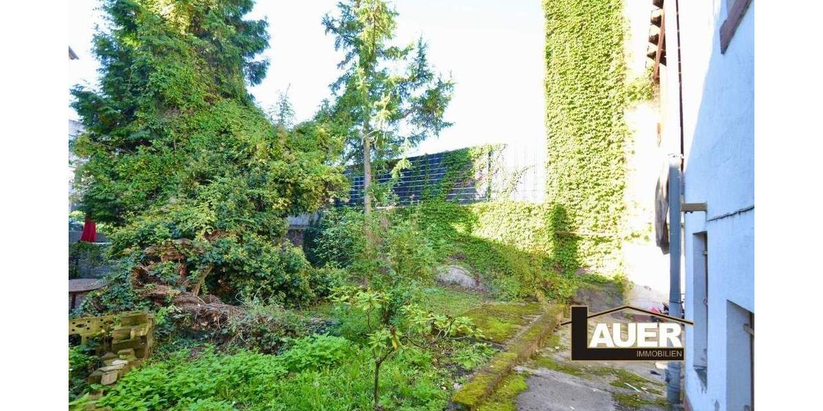 Mehrfamilienhaus, Wohnhaus Völklingen Stadtmitte - 9 Zimmer, 220 m&sup2;, 295.000&euro; | Angebot:25666078